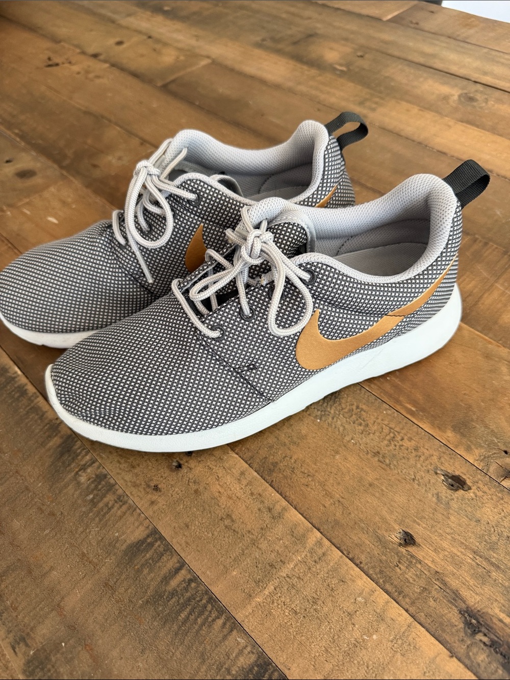 Nike Grey Mesh Trainers with Gold Swoosh